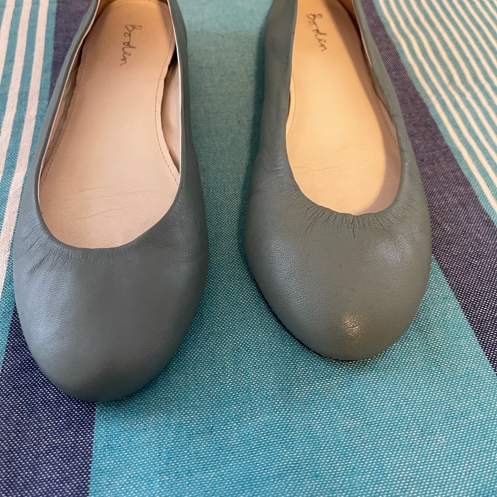 Boden Gray and Blue Leather Flats
